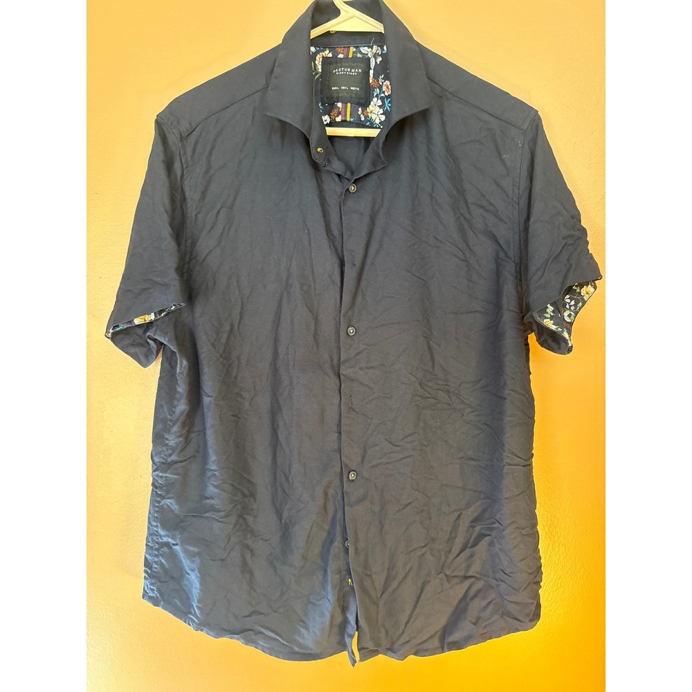 Cactus Man Ricky Singh Mens Large Navy Blue Floral Trim Short Sleeve Button Down